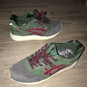 ASICS gel Saga Xmas tree